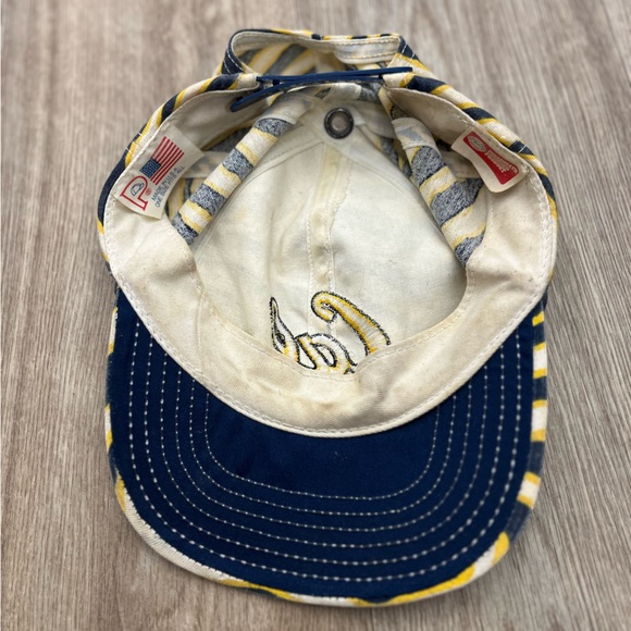 Cal State Unique wavy hat blue yellow SnapBack - Picture 3 of 8